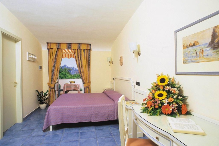 Hotel Terme San Giovanni - Tel: 081.19.75.19.29